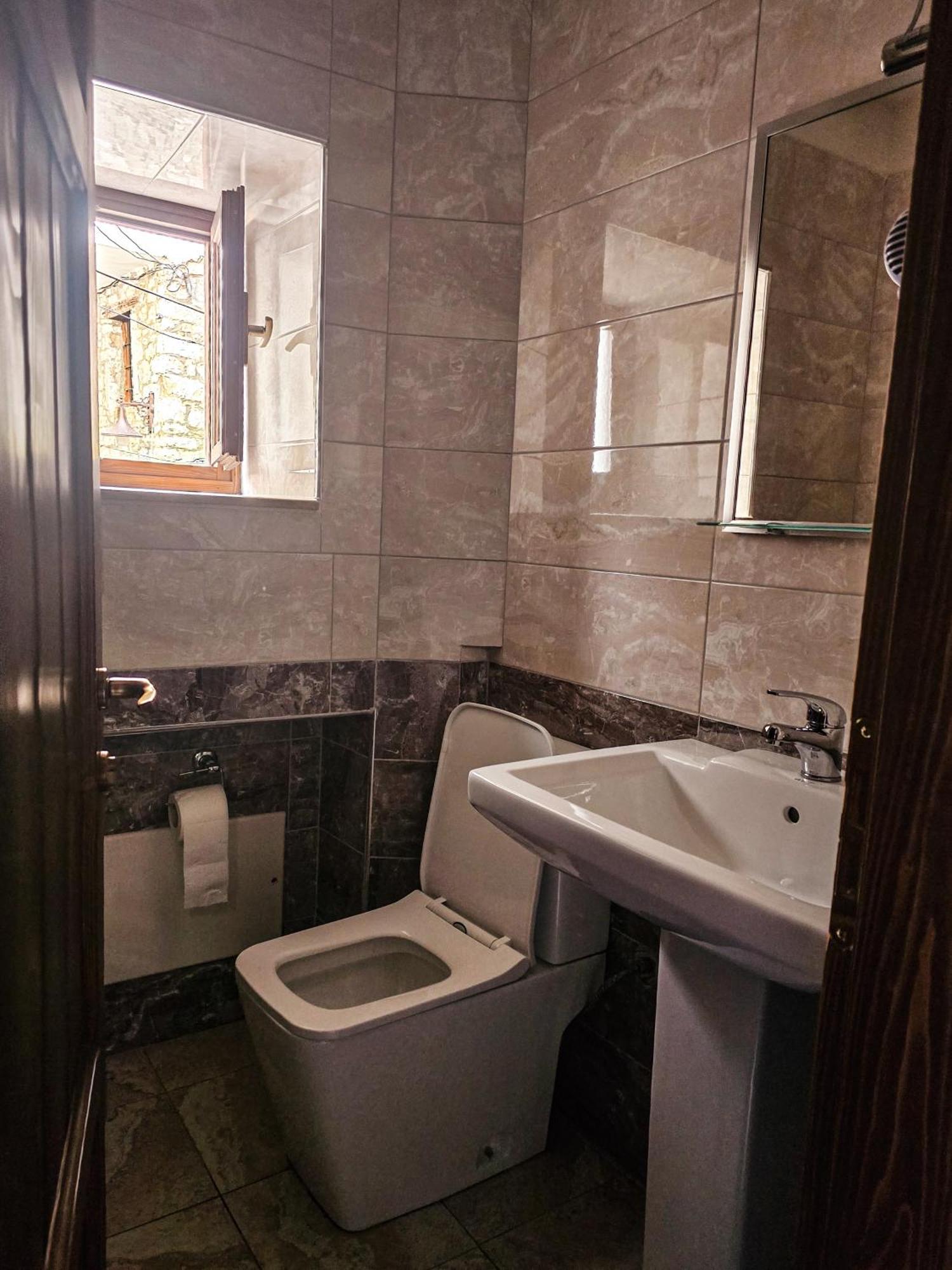 Hotel Gorica - Unesco Quarter Берат Экстерьер фото